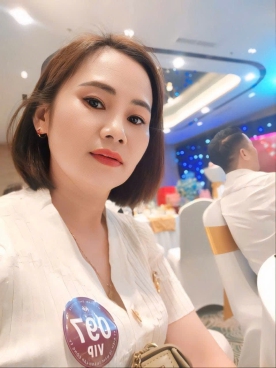 Salon Kim Huệ
